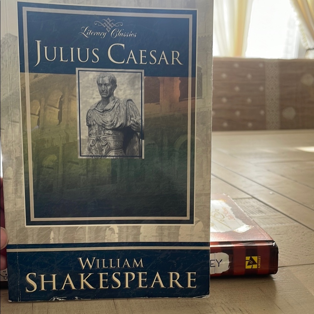 Julius Caesar by William Shakespeare Book
